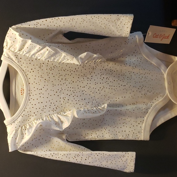 Baby Girl Long Sleeve Cream and Gold Onesie 12M NWT - 3/$15 - Picture 1 of 9